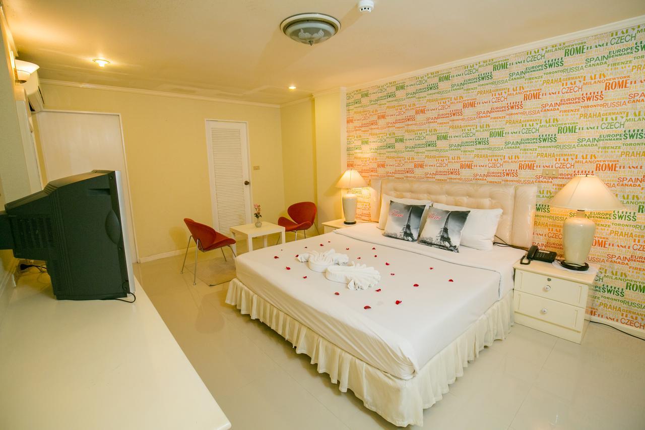 Le Paradis Bangkok Extérieur photo